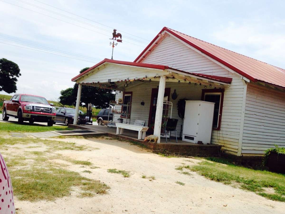Menu of Grits and Groceries, Belton, Greenville
