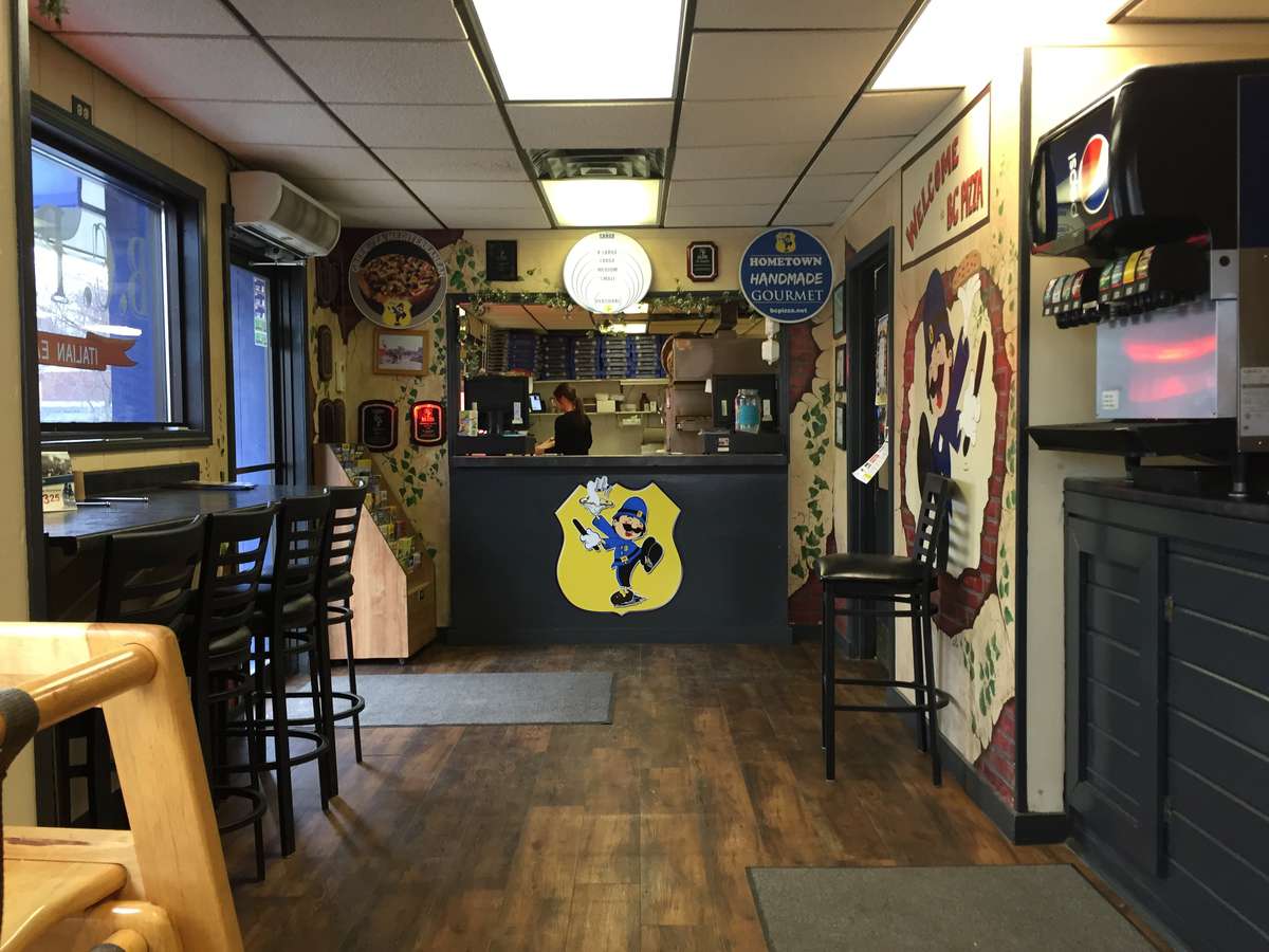 BC Pizza, St Ignace, St Ignace Zomato