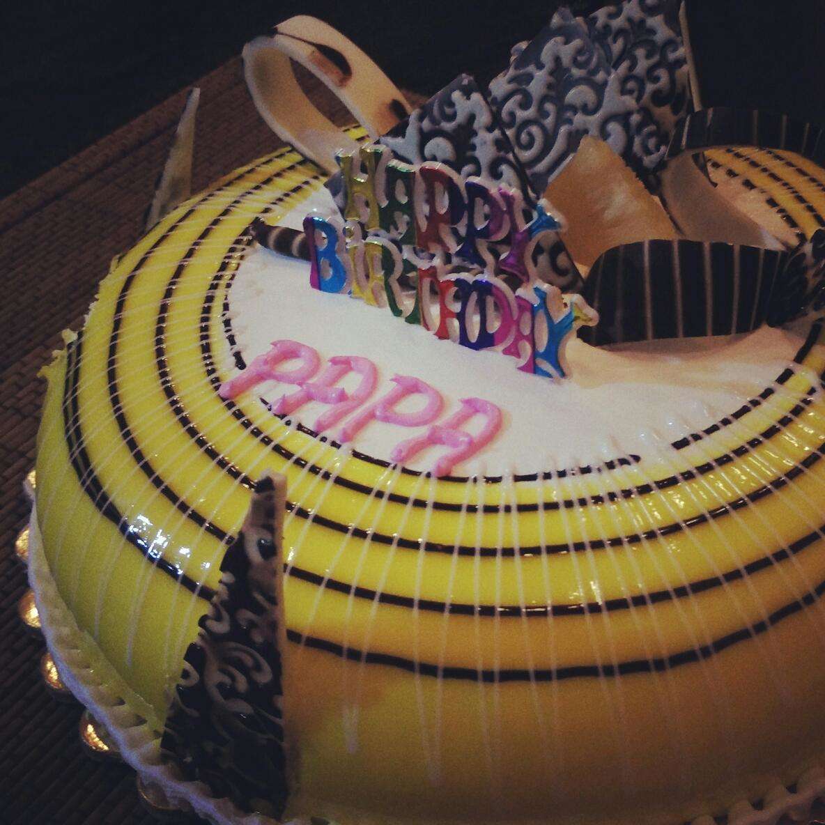 cake #homebakers #sarikascakeworld... - Sarika's Cake World | Facebook