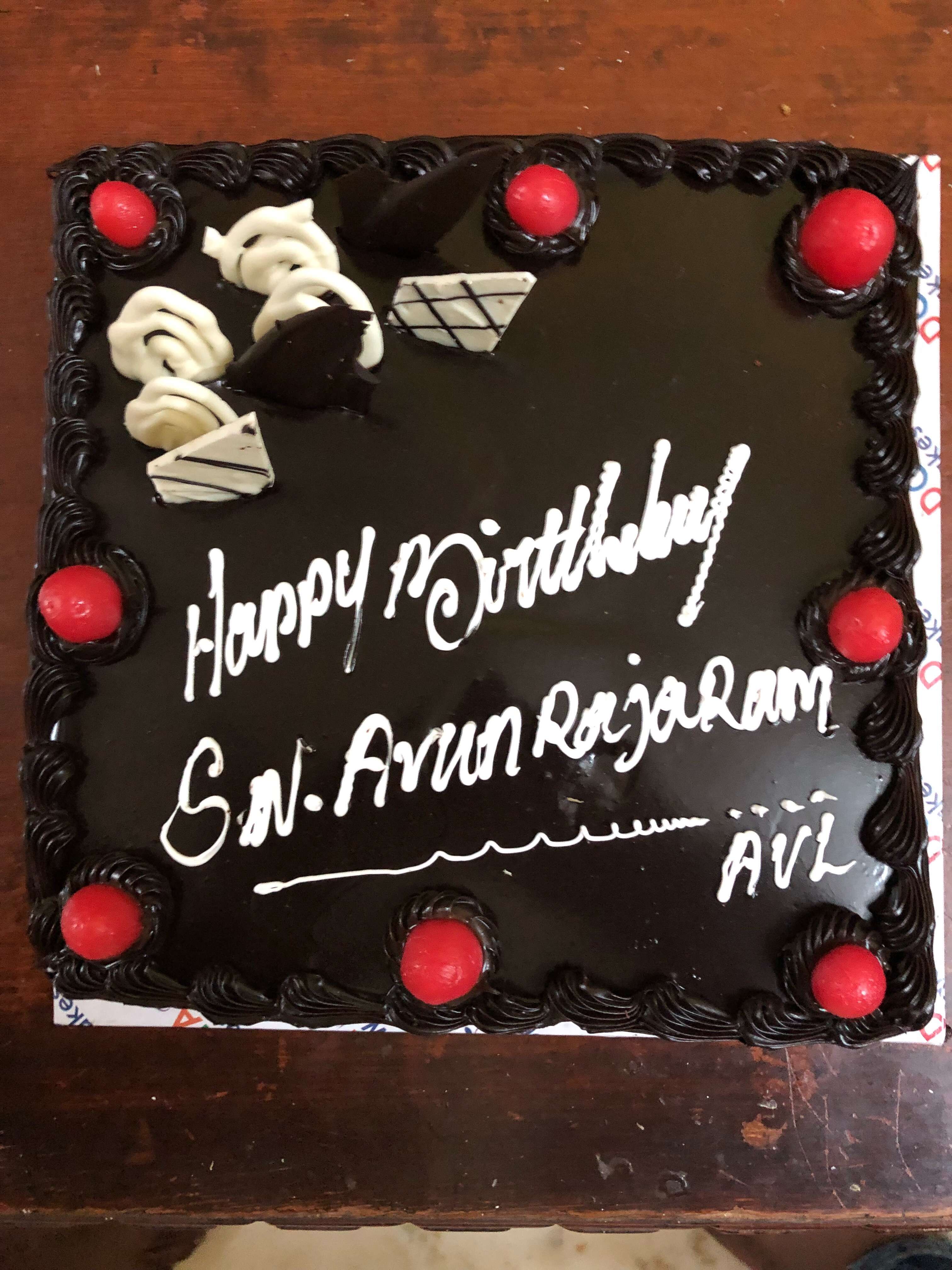 Black Forest Cake Delivery Chennai, Order Cake Online Chennai, Cake Home  Delivery, Send Cake as Gift by Dona… | Black forest cake, Cake home  delivery, Cake delivery