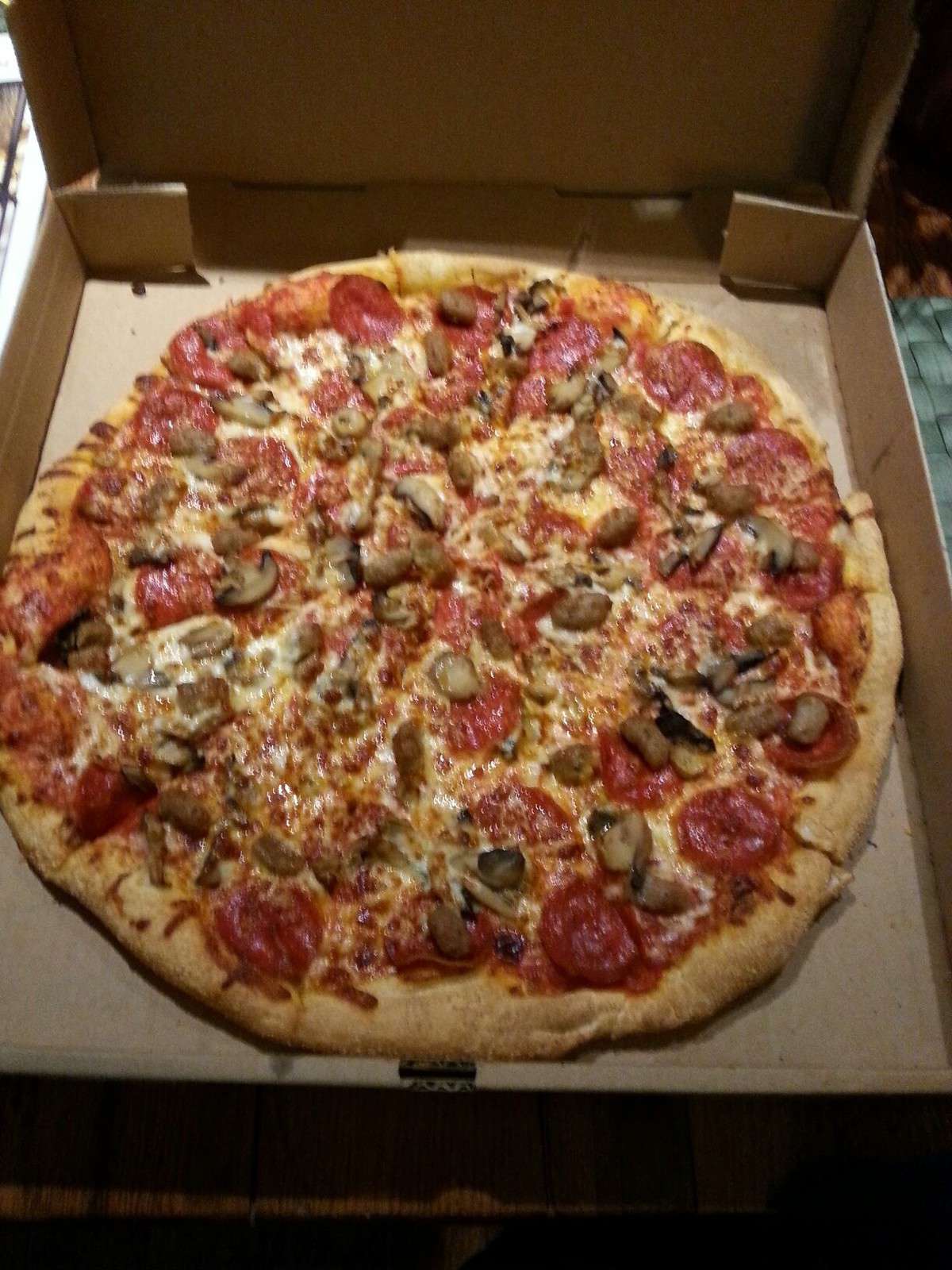 pizza hut delivery pigeon forge