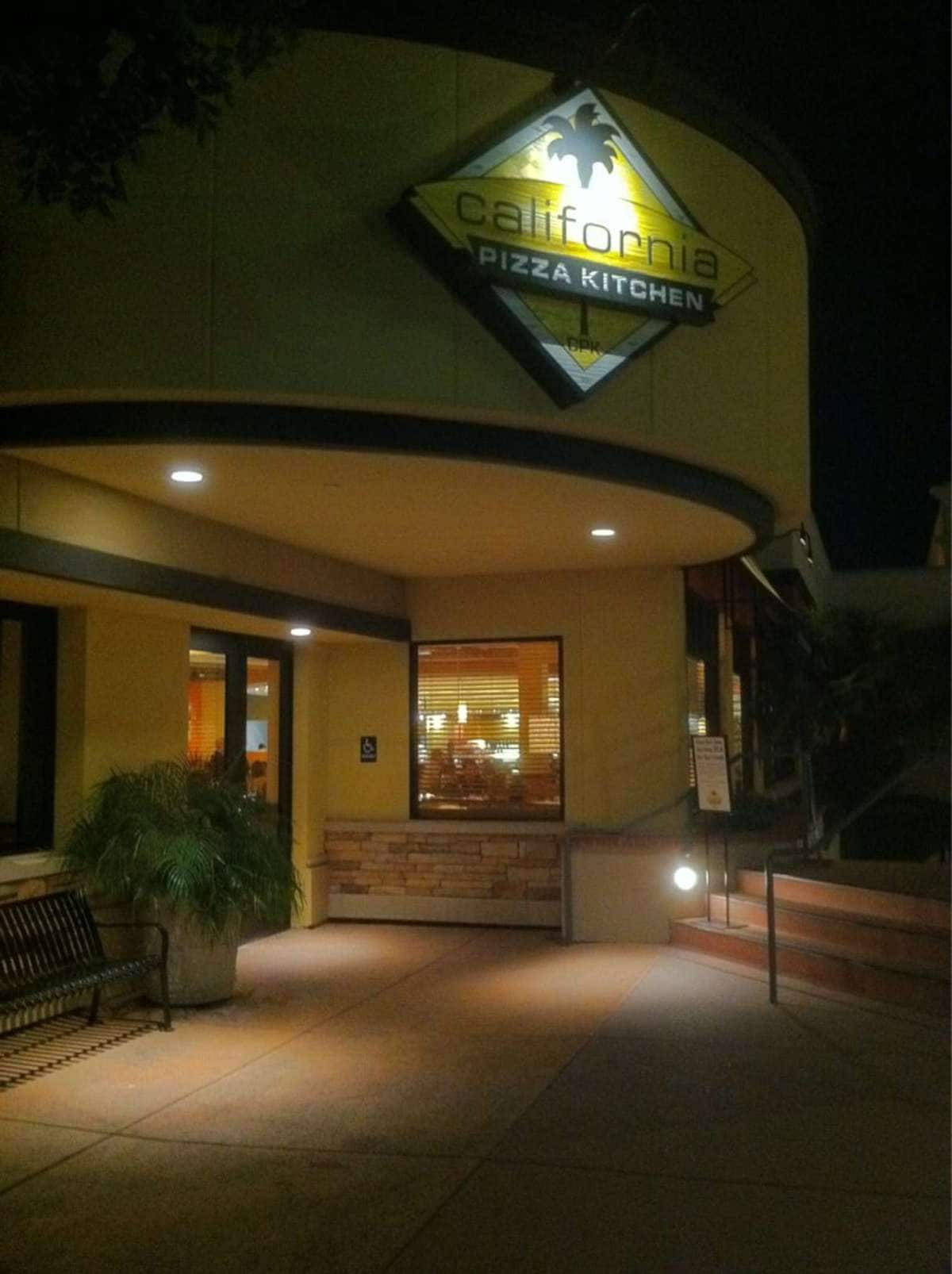 California Pizza Kitchen Slo Dandk Organizer