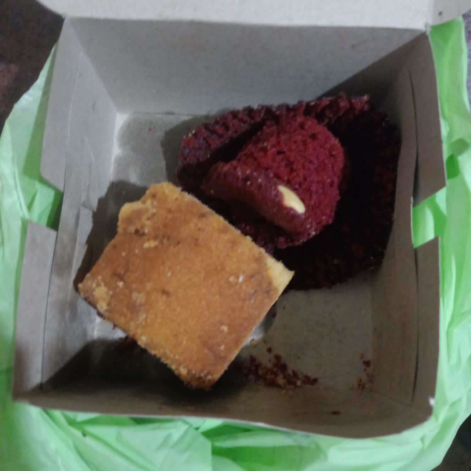 Chocolate and walnut Brownie birthday cake - Cake Square Chennai | Cake Shop  in Chennai