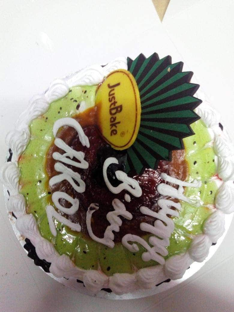 Cake Delivery Online | Send cakes to India | Cake Shop - Flavours Guru