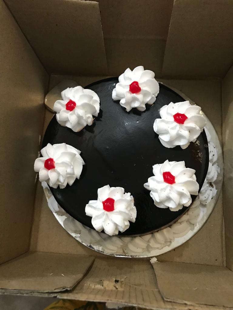 Red Velvet Cakeshop, Villapuram order online - Zomato