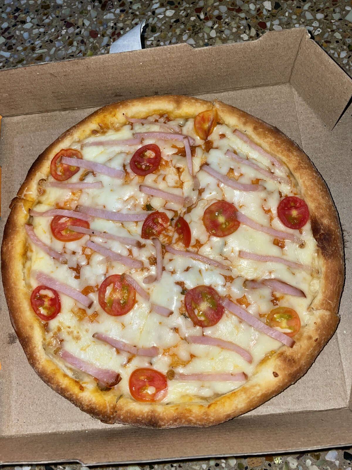 Crusto's Cheese Burst Pizza, Rajajinagar, Bangalore Zomato