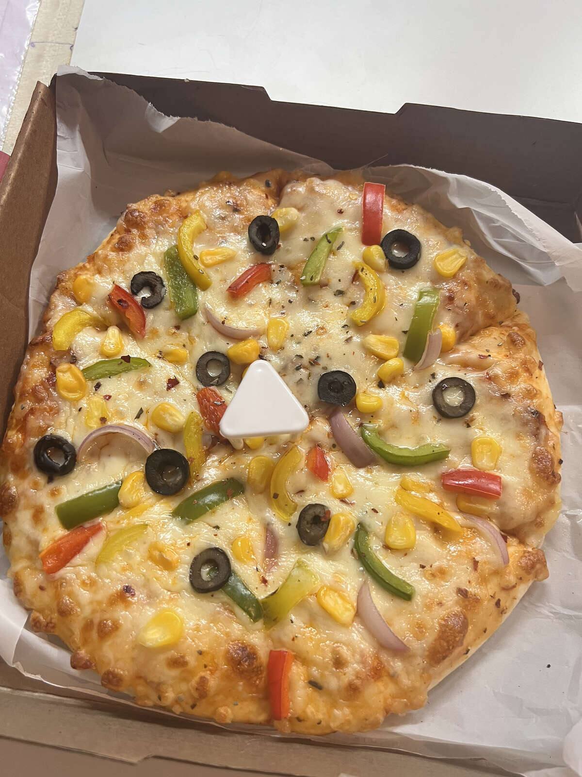 Domin's Pizza, B.T. Kawade Road, Pune | Zomato