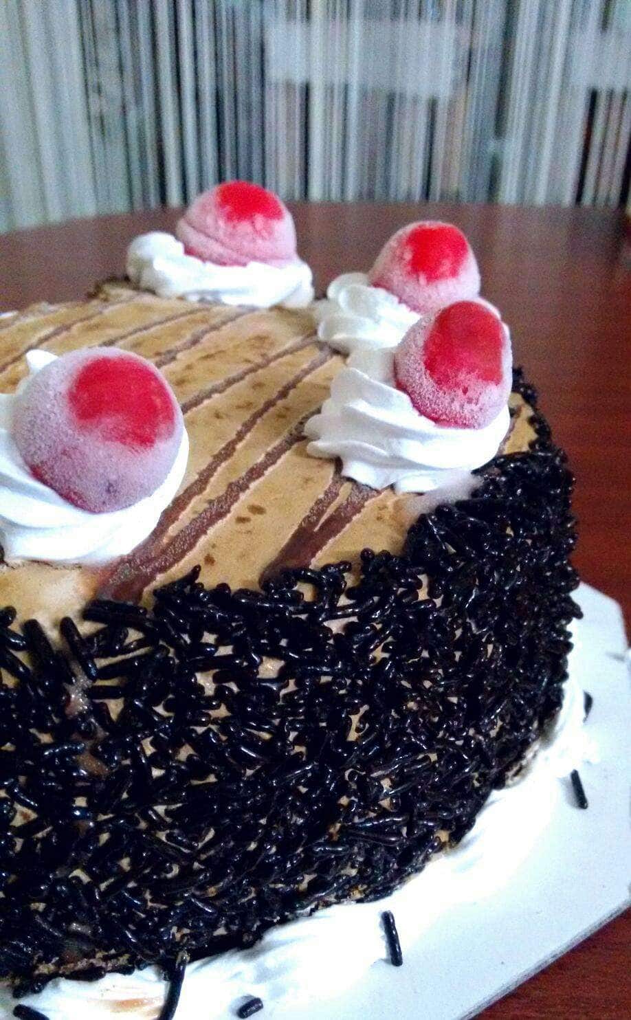black forest ice cream cake ibaco