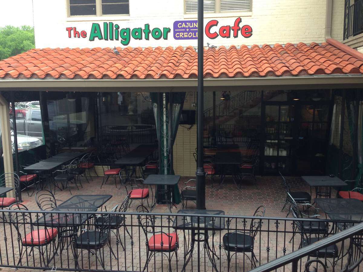 Alligator Cafe Photos, Pictures of Alligator Cafe, Casa Linda, Dallas ...