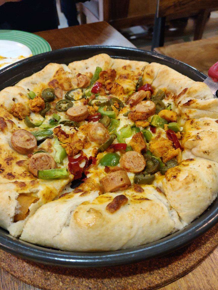 The Hotel Card Pizza Hut