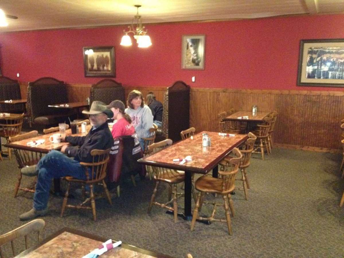 bunkhouse restaurant saloonunge menu