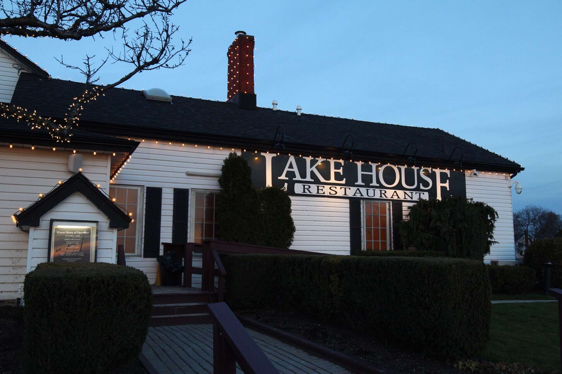 Lake House Restaurant, Vineland Station, Vineland Station Zomato