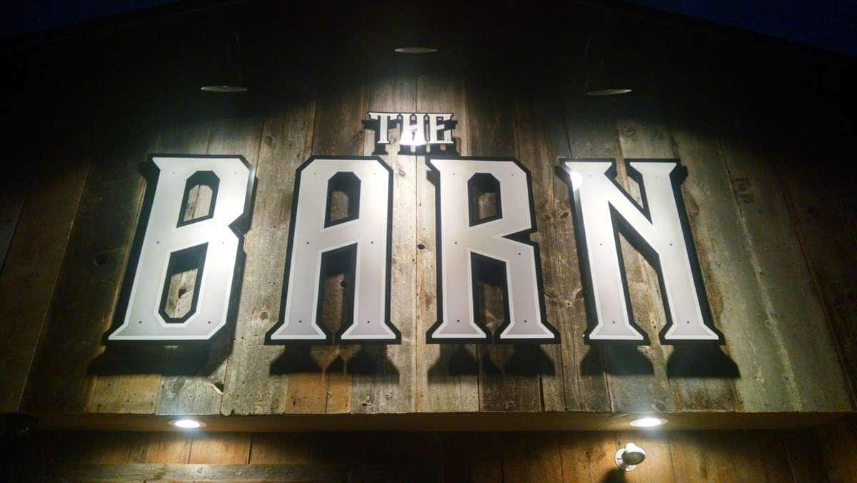 The Barn Sports Bar Grill Fenton Flint