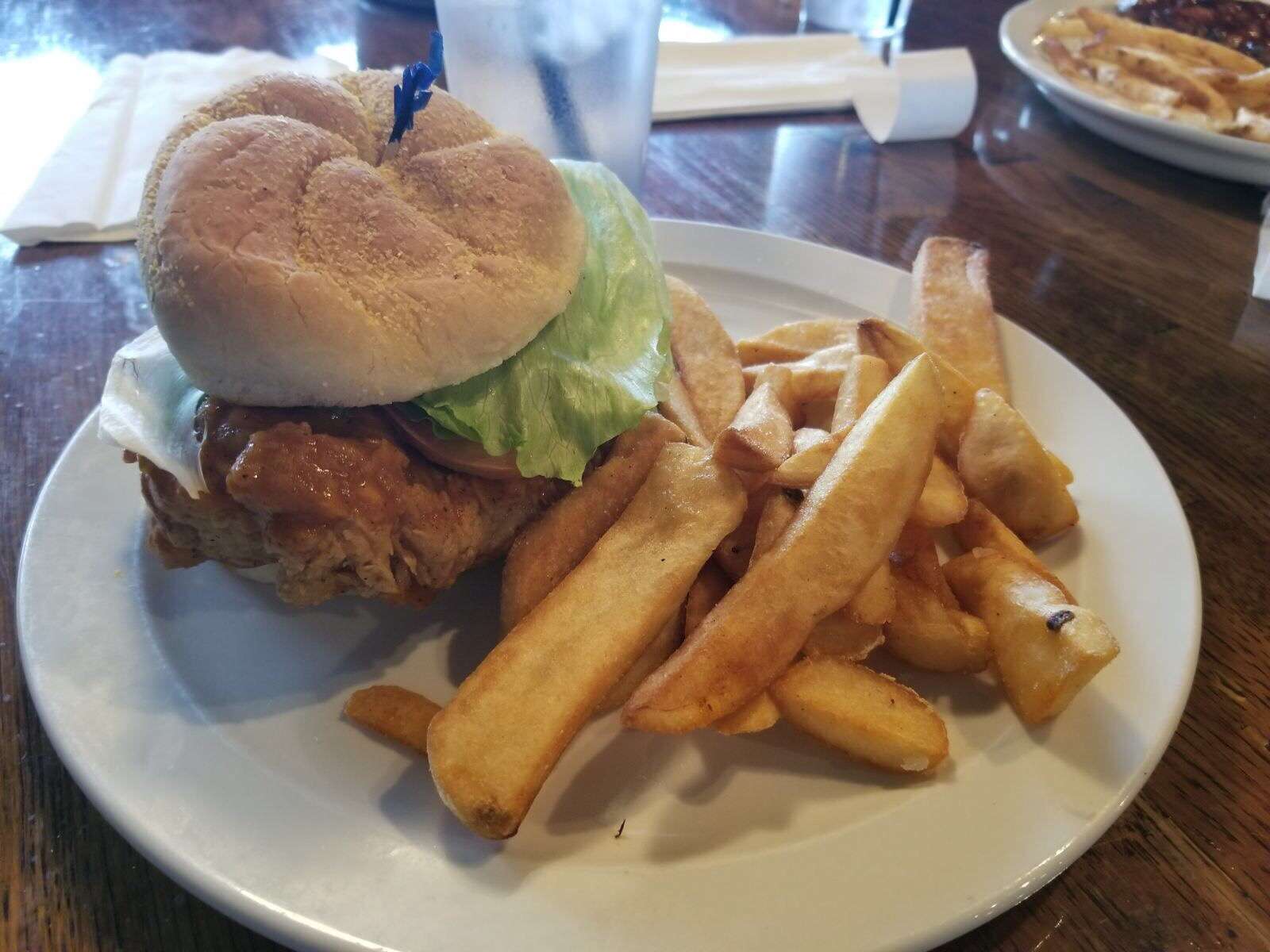 Tractors Classic American Grill, Jackson, Jackson Zomato