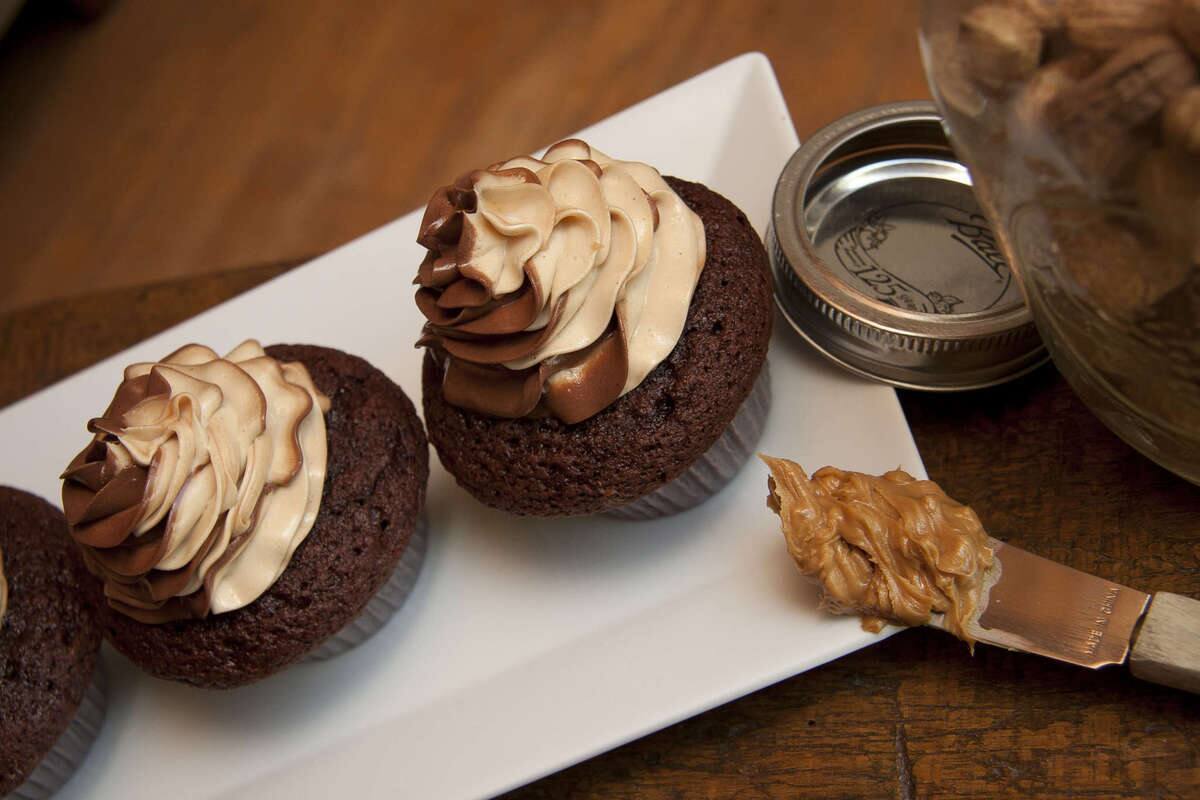 Little Cakes Cupcake Kitchen, Vista, San Diego Zomato