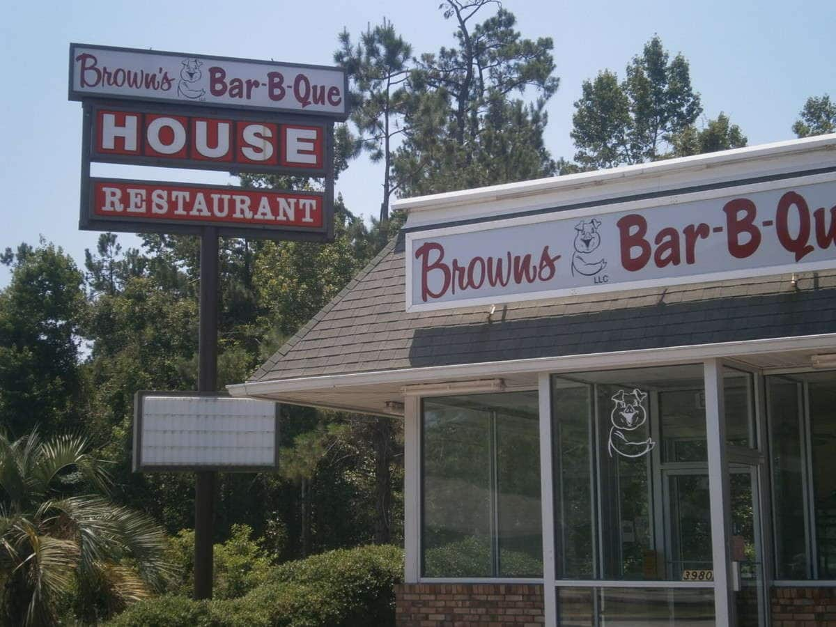 Brown's Bar-B-Que, Kingstree, Kingstree | Zomato