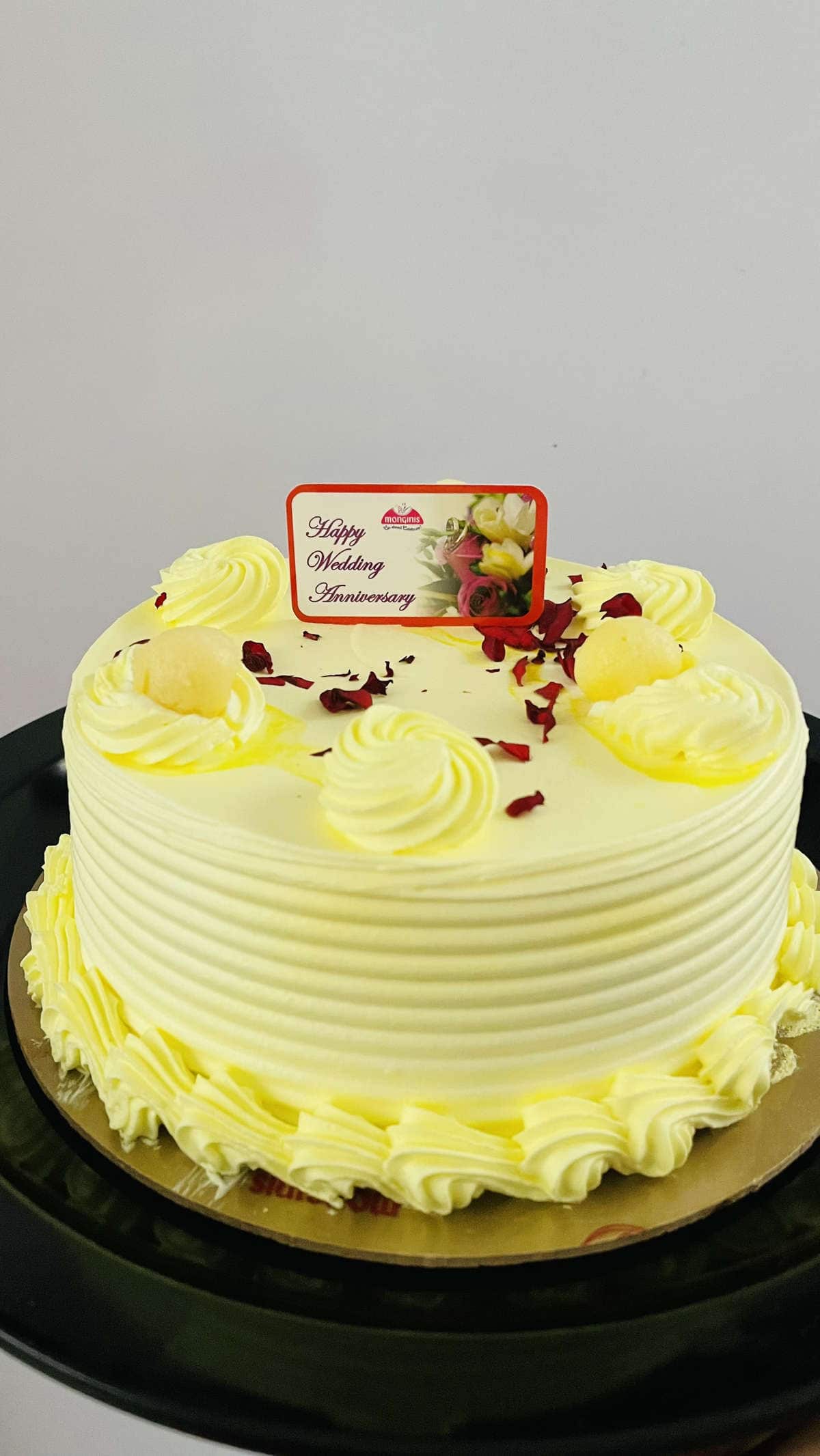 Monginis West Bengal - Alphonso Mango Cake - Rs.250 | Facebook