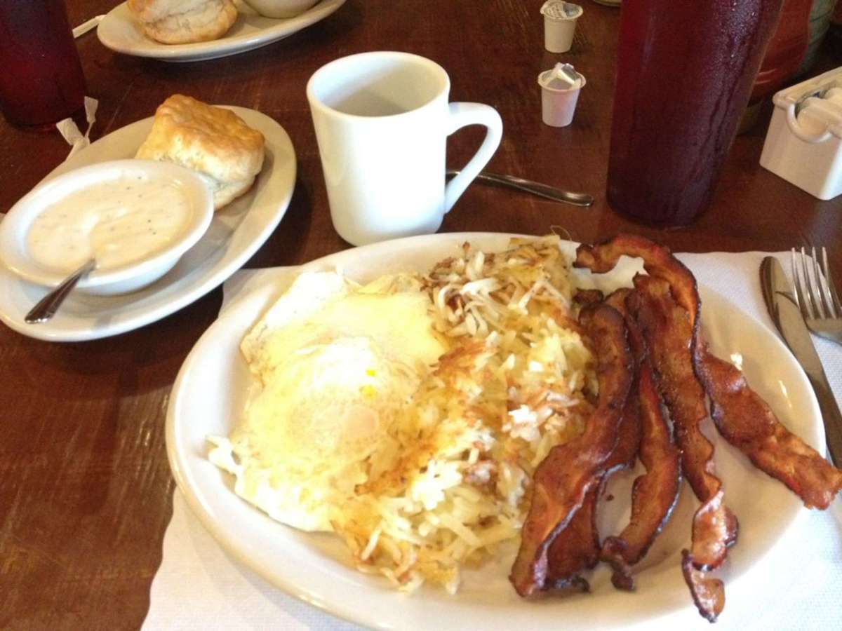 Farmhouse Van Tyler Zomato