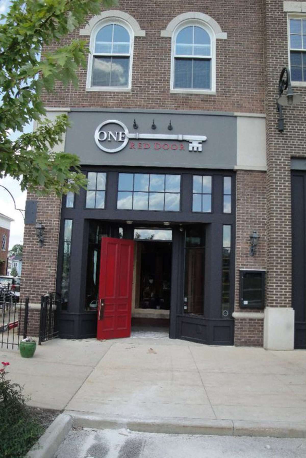 One Red Door Photos Pictures Of One Red Door Hudson Cleveland