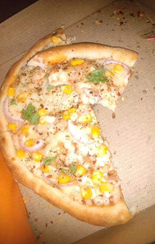 Crusto's Cheese Burst Pizza, Sector 63, Noida order online Zomato