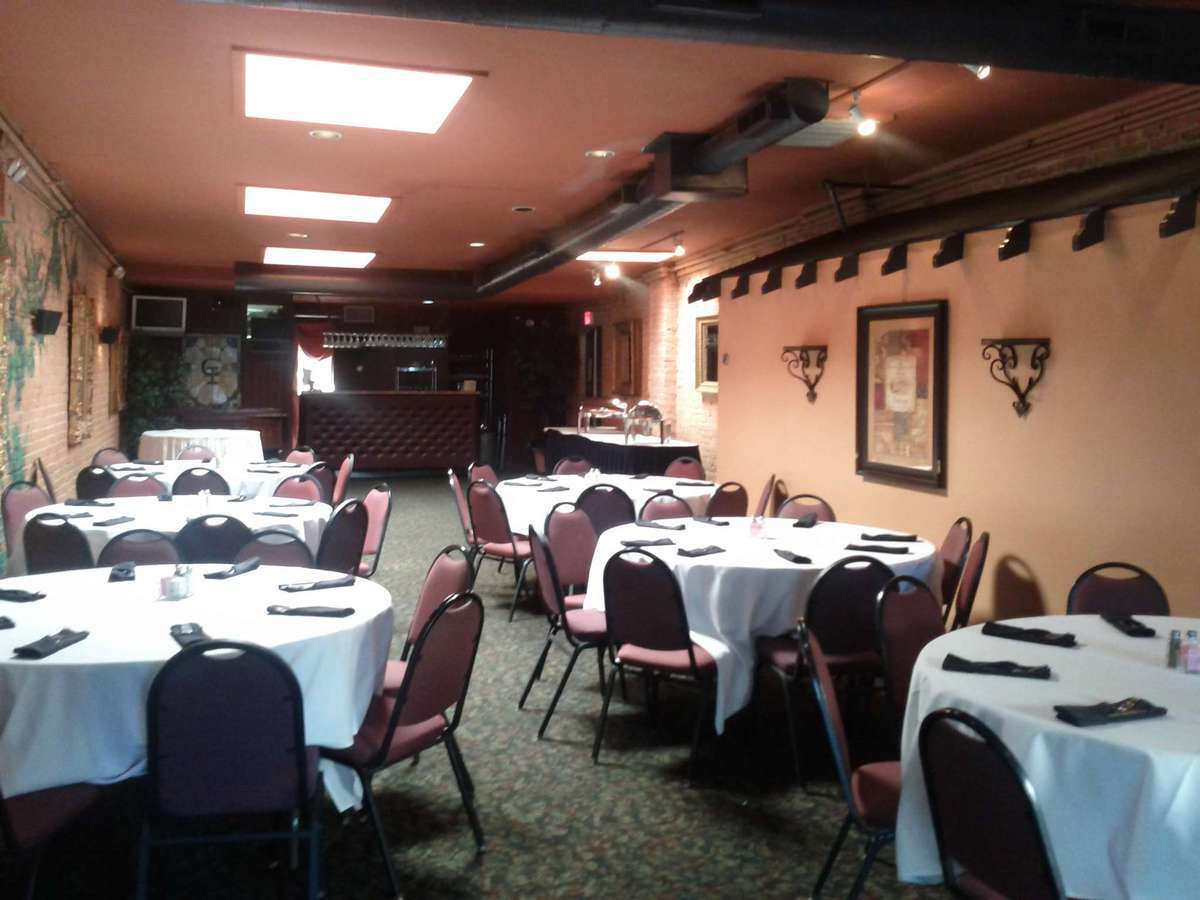 The Original Cottage Inn Ann Arbor Detroit Urbanspoon Zomato