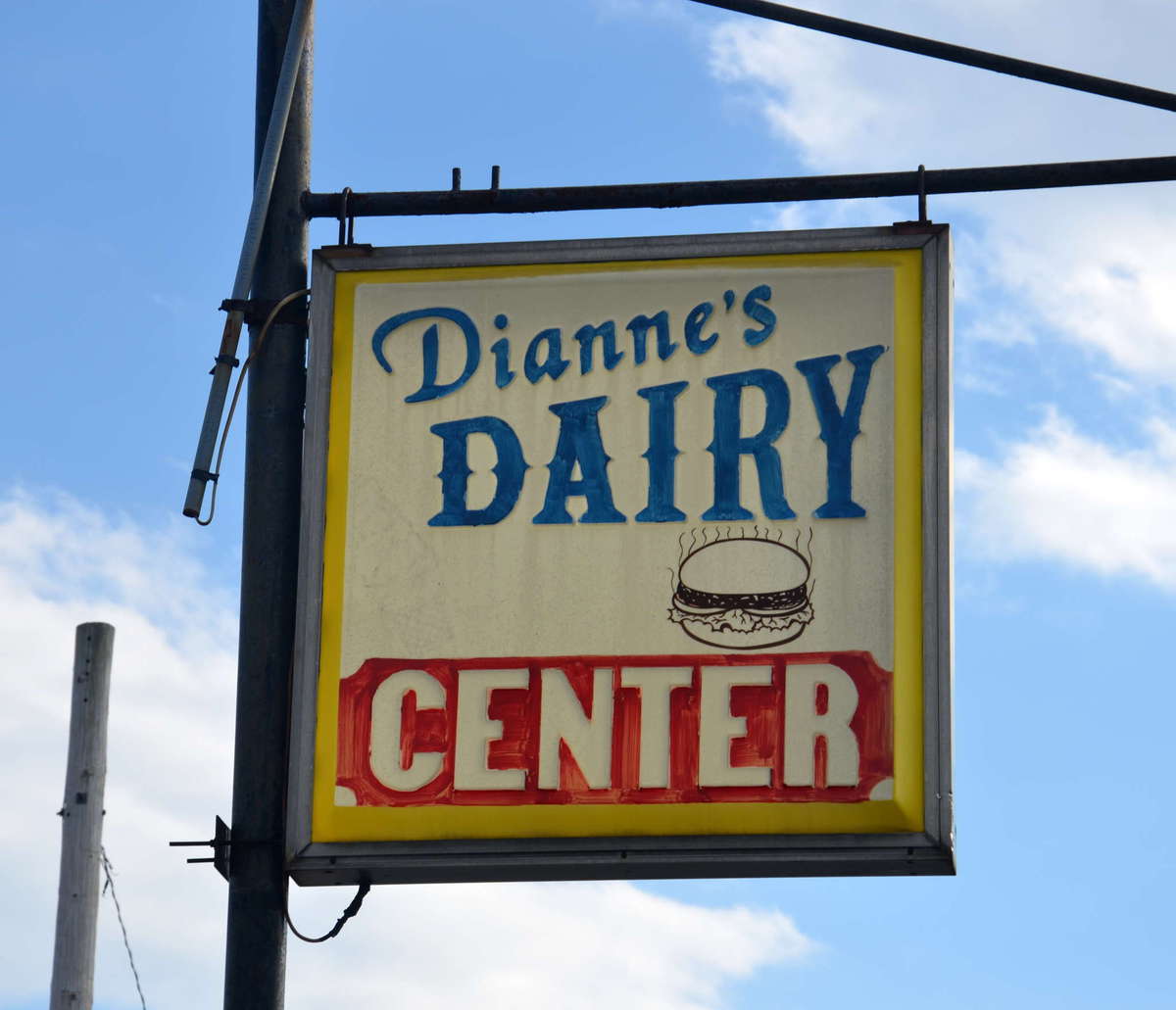 Dianne's Dairy Center, Newton, Hickory