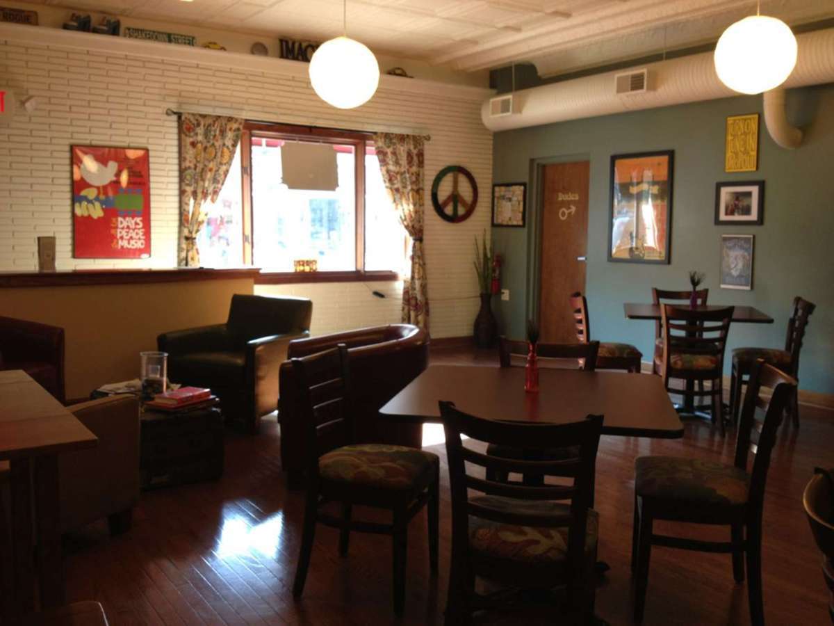 Woodstock Cafe, Vermilion, Cleveland Zomato