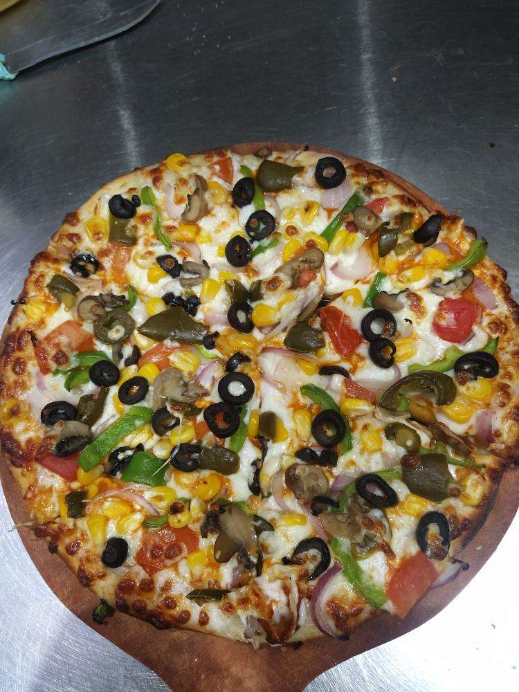 Roms Pizza in Civil Lines,Muzaffarnagar - Best Pizza Outlets in