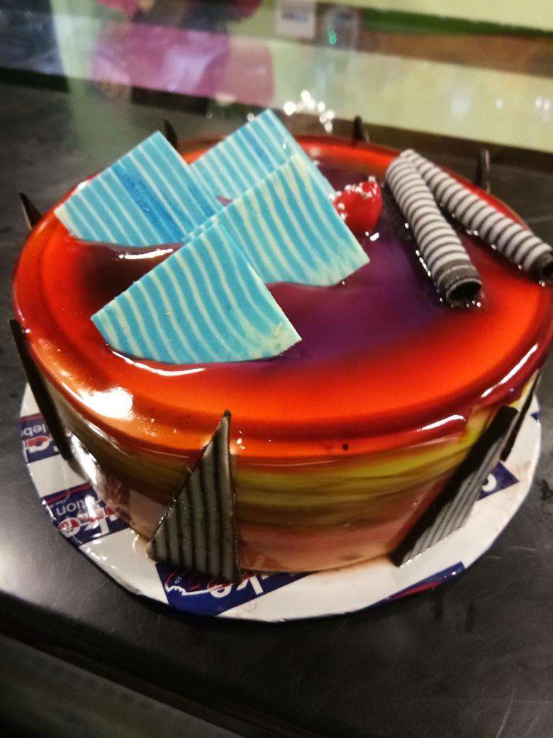 Mirror Glaze… You know, those shiny cakes! | Man versus Cake