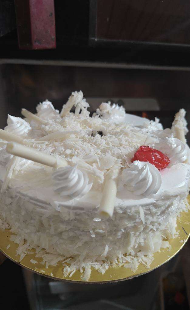 Gunchiiis Cakes & Desserts Studio in Ulhasnagar No 1,Mumbai - Order Food  Online - Best Cake Shops in Mumbai - Justdial