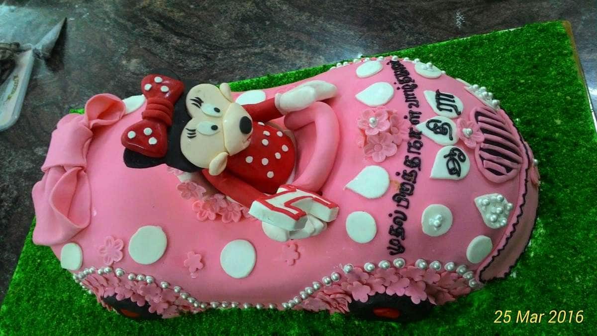 Strawberry Buy 1 Kg Get Half Kg Free Cake | Fb Cakes | Offer Cakes |Cake  Shop Chennai - Cake Square Chennai | Cake Shop in Chennai