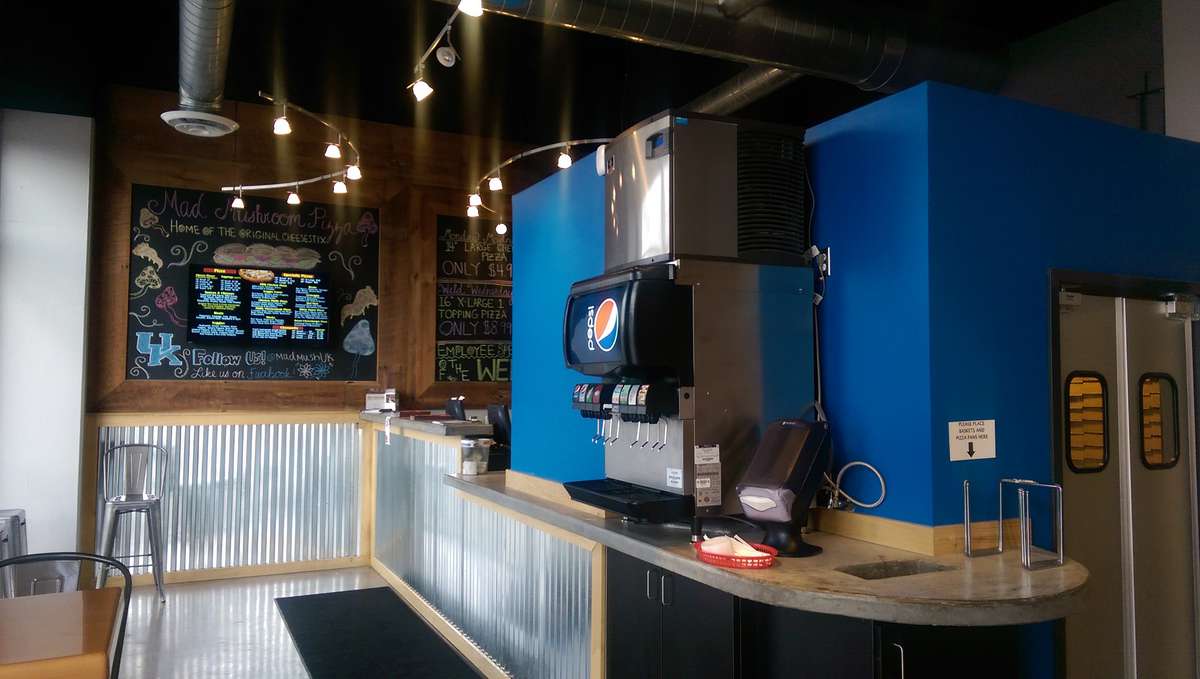 Mad Mushroom Pizza Photos, Pictures of Mad Mushroom Pizza ...