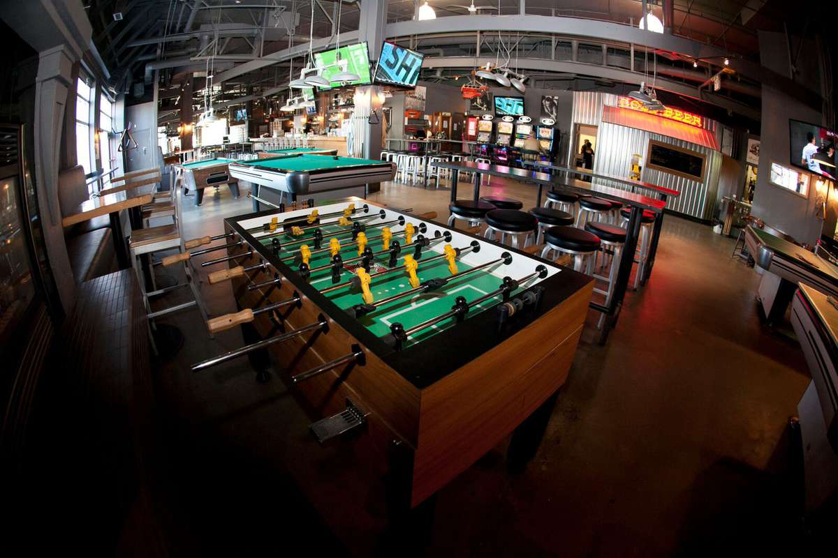 Garage Billiards Bar, Eau Claire, Calgary Zomato