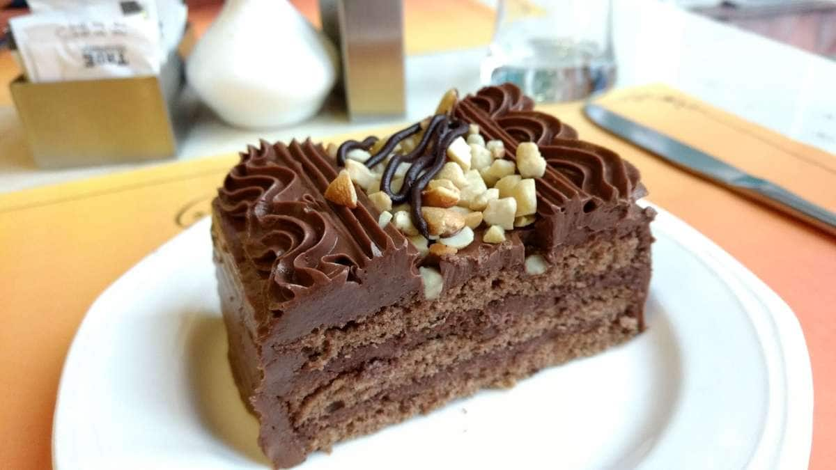 online delivery of dream cake available in Delhi,gurgaon, 24x7 Home  delivery of Cake in Greater Kailash Enclave-1, Delhi