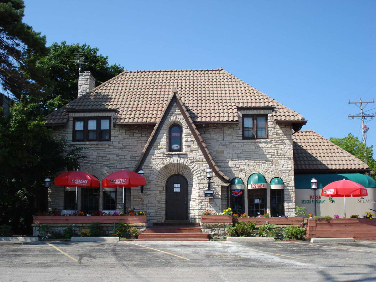 Los Paisa Bayside Milwaukee