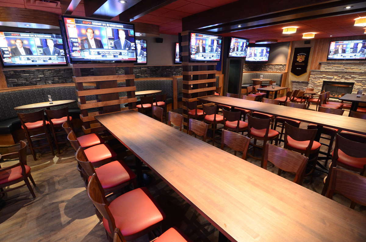 Hat Tricks Sports Bar and Grill, St. JamesAssiniboia, Winnipeg