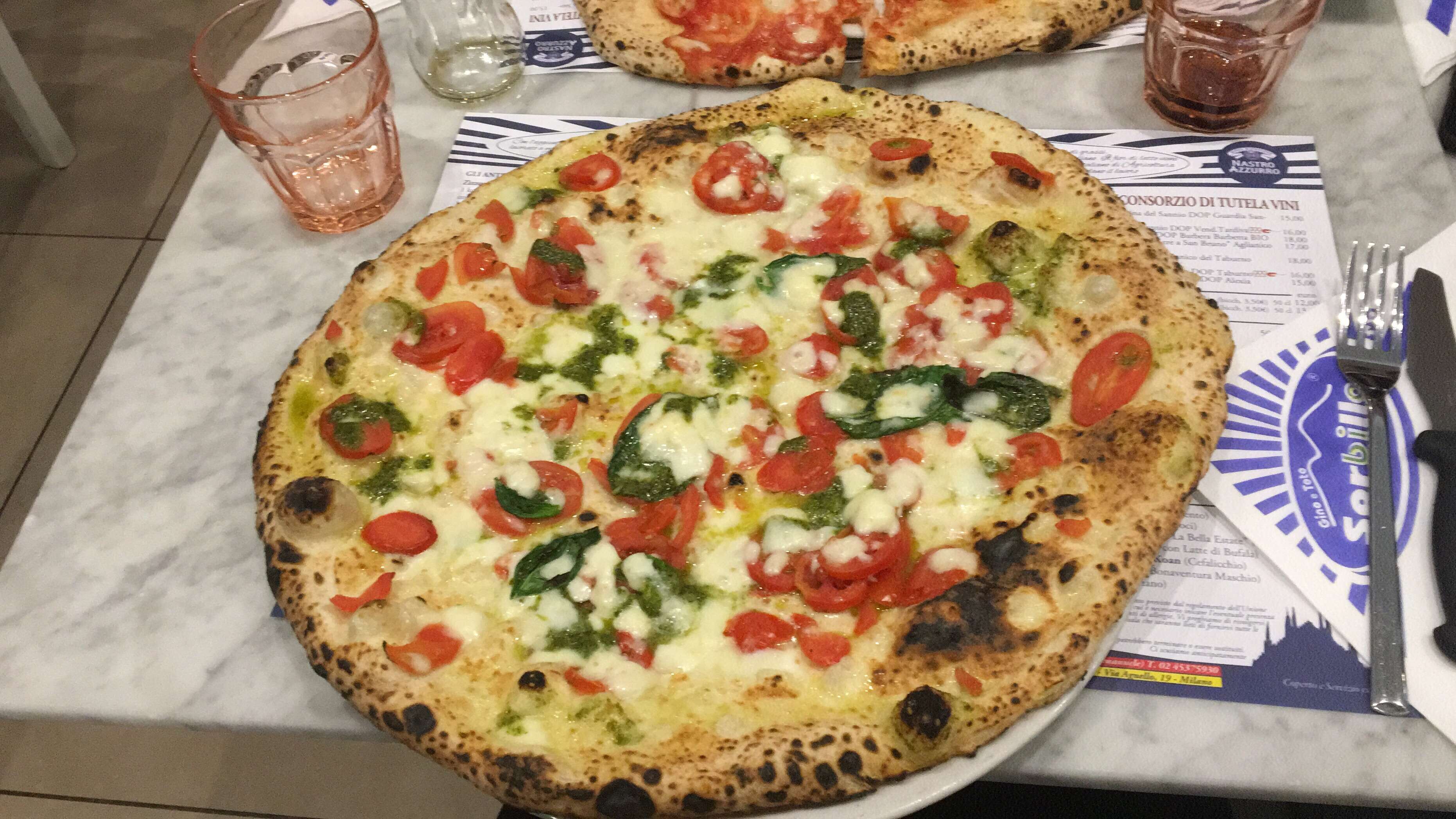 Traveling Foodies S Review For Pizzeria Gino Sorbillo Lievito Madre Al Duomo San Babila Milano On Zomato