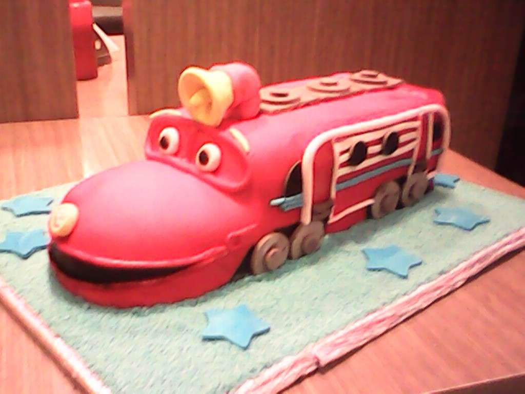 Marcus Turns Two: Our Thomas the Tank Engine Cake