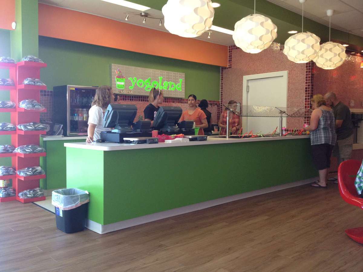 YoGoLand Frozen Yogurt and Smoothies, Fort Wayne, Fort Wayne Zomato