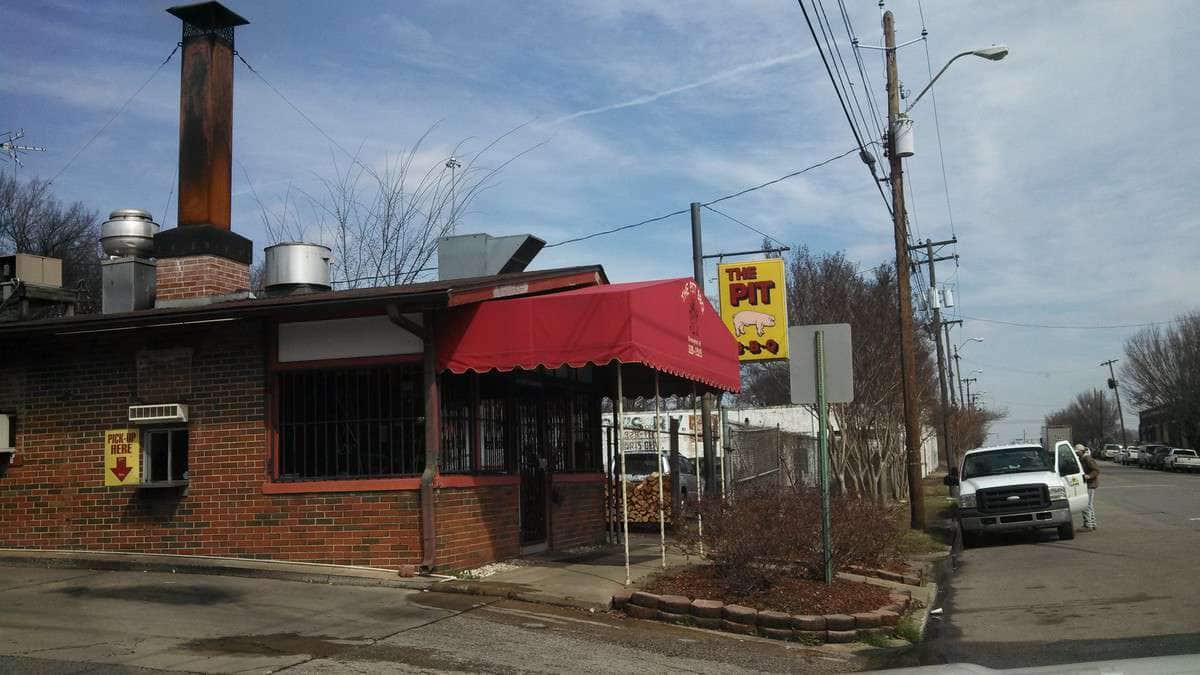 the pit bbq