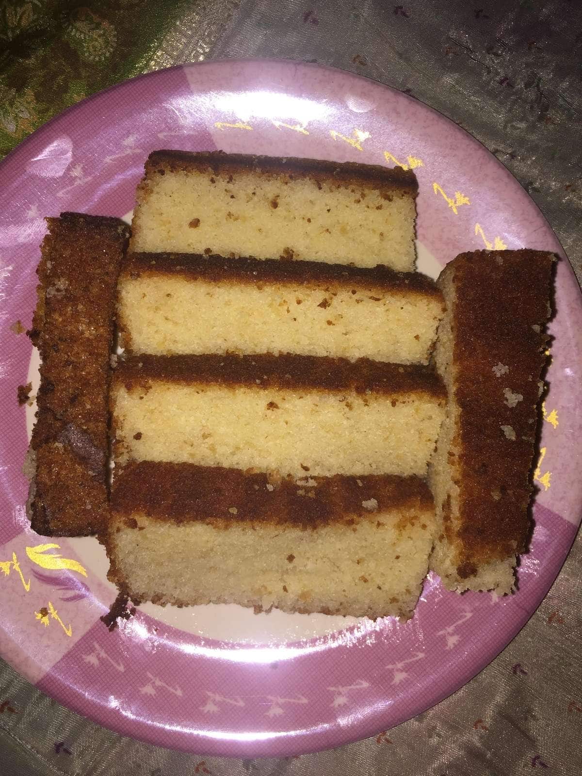 Fresh Rava cake being served 😍😍 | Bangalore Iyengar's Rava Cake . One of  the best selling and tastiest rava cake fresh out of oven served as  slices.... | By Next Station foods | Facebook