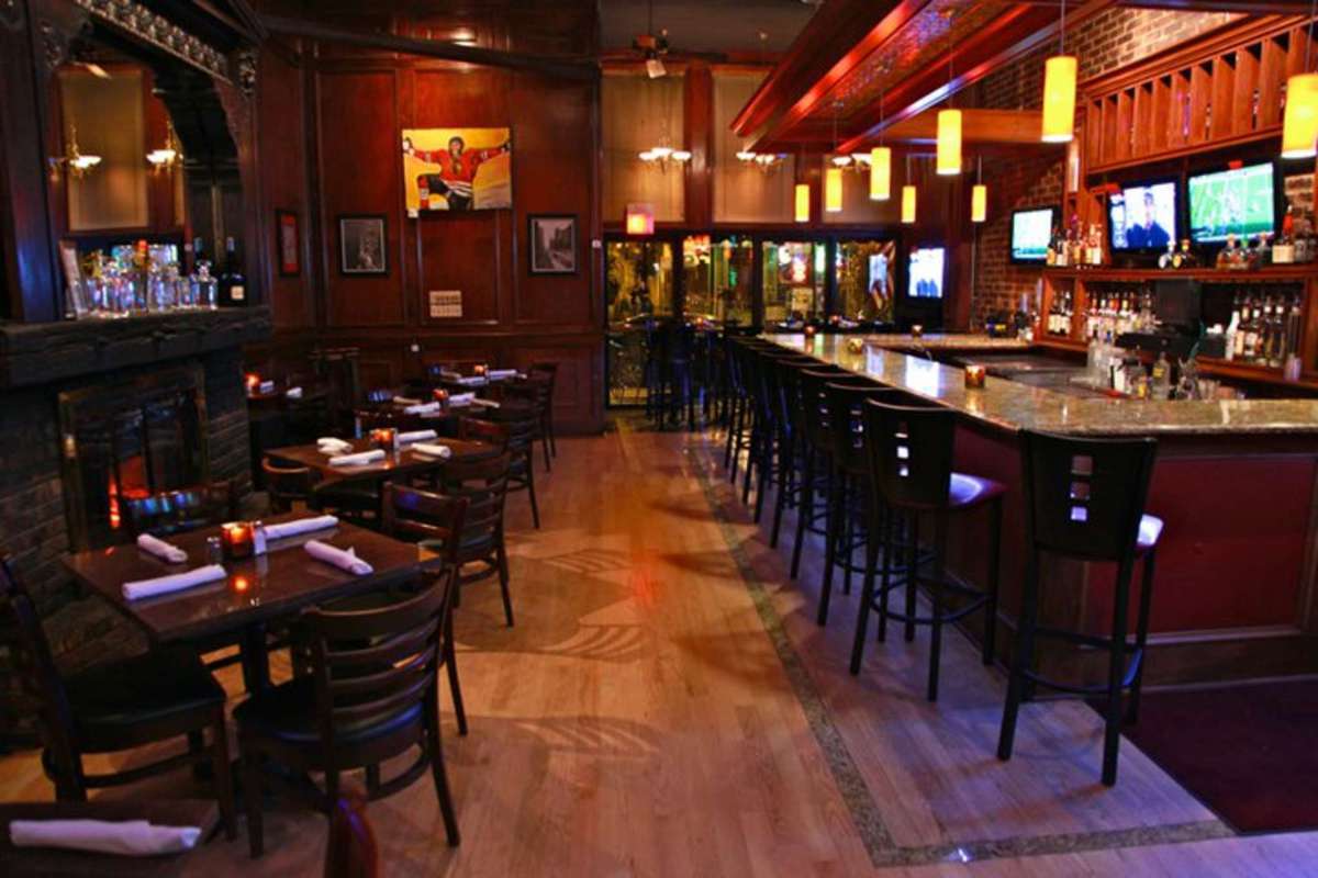 Fireplace Inn Photos Pictures Of Fireplace Inn Old Town Chicago