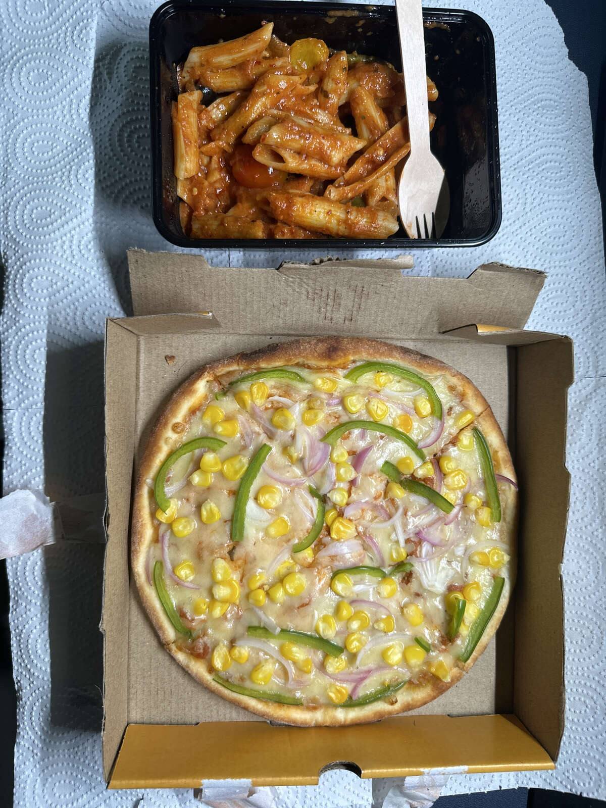 Crusto's - Cheese Burst Pizza By Olio, ITPL Main Road, Whitefield ...