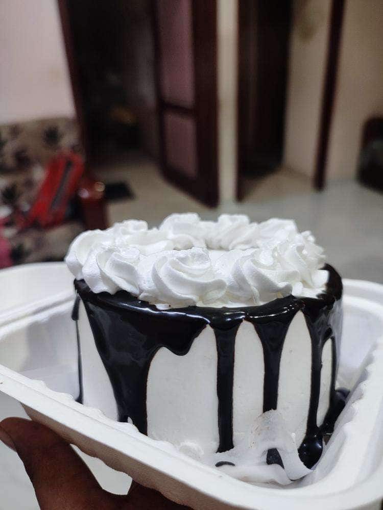 Cupcake Bliss Cakes & Desserts, Chandrasekharpur, Bhubaneshwar | Zomato