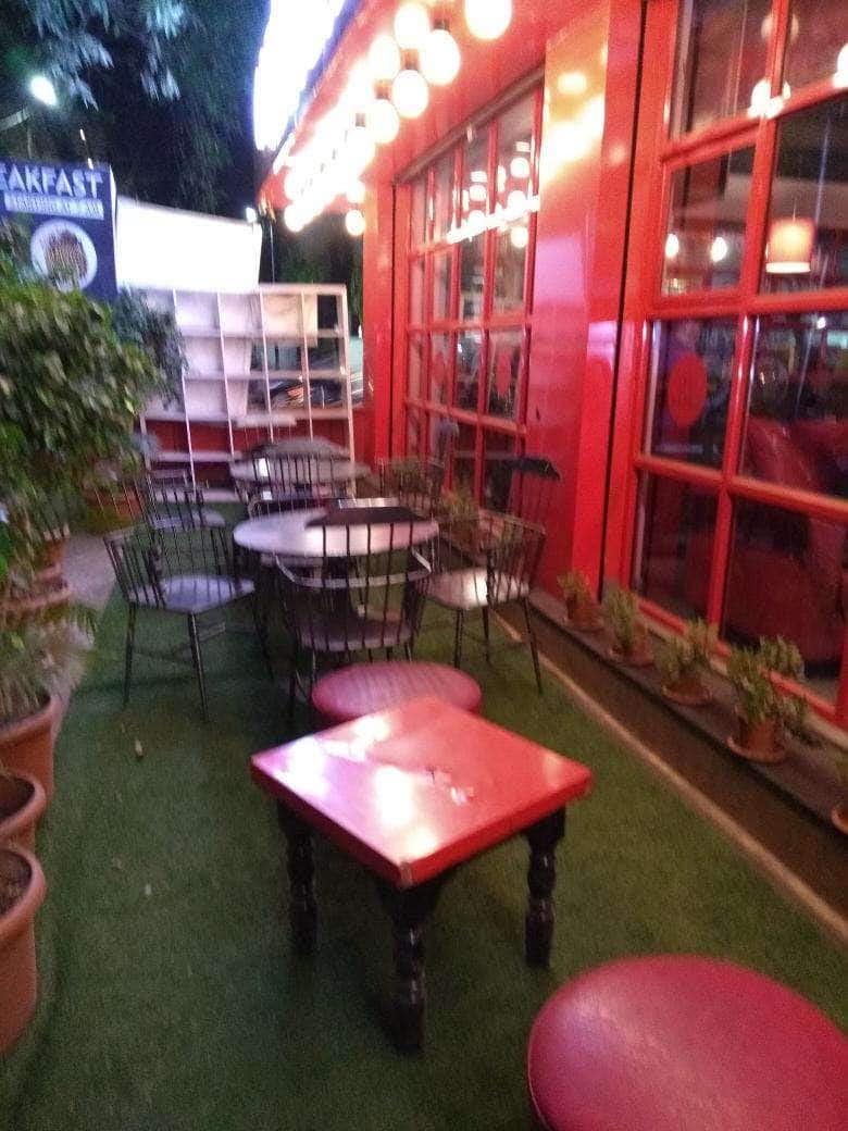 Reviews of Cafe Peter, JM Road, Pune | Zomato