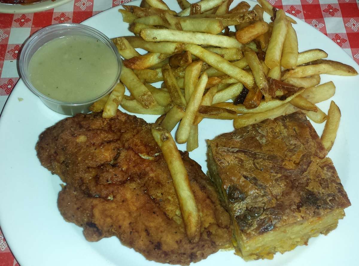 Dell Rhea's Chicken Basket Menu