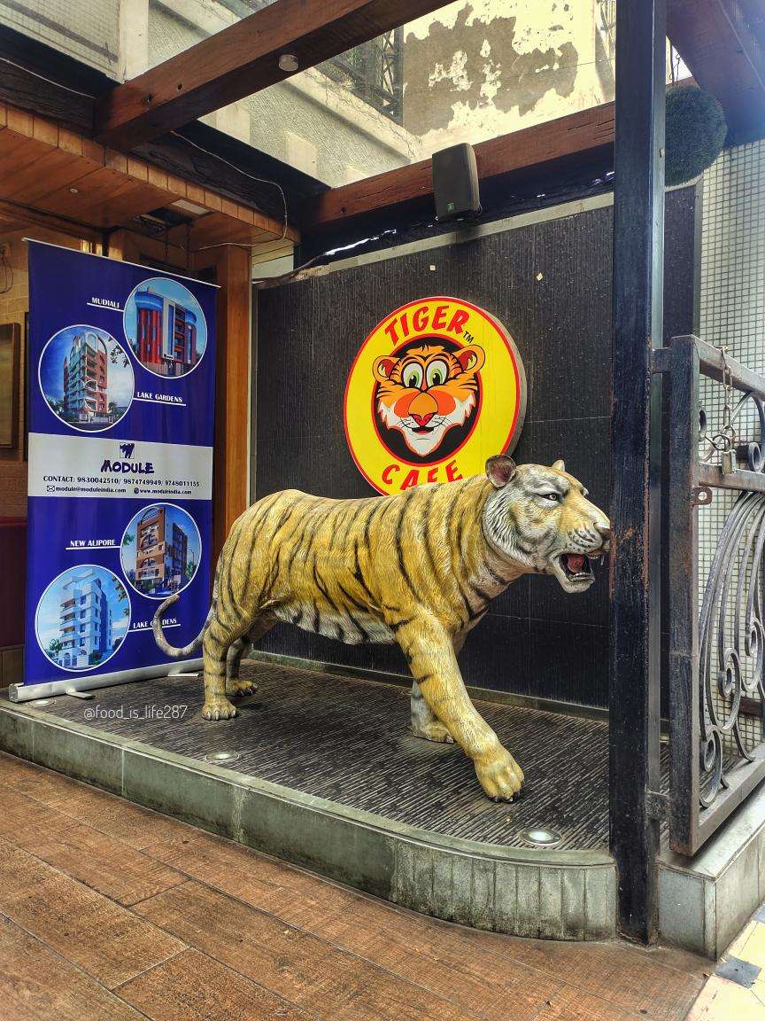 The Royal Bengal Tiger Cafe, Lake Gardens, Kolkata