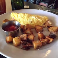 Louie S Wine Dive Mass Avenue Kitchen Louie S Wine Dive Mass Avenue Kitchen