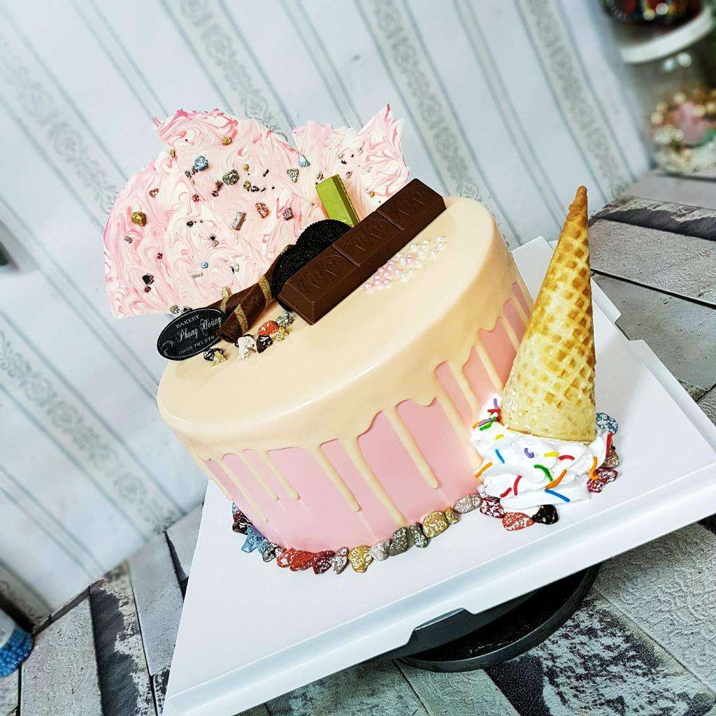 Online Cake Delivery in Ghaziabad | Order Now - OyeGifts