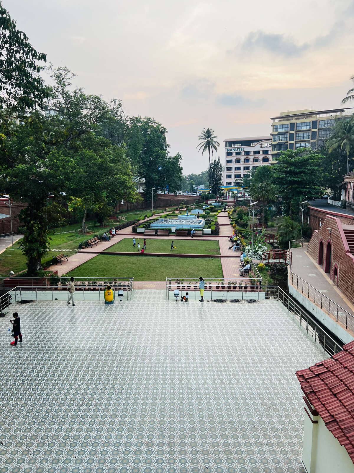 Review Image